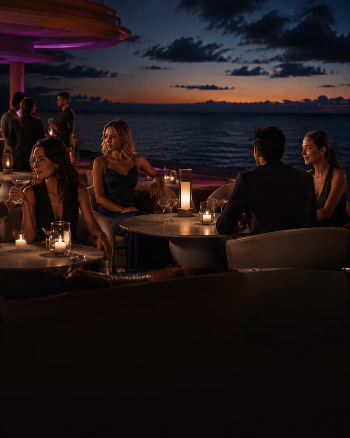 Restaurants, lounges and beach clubs