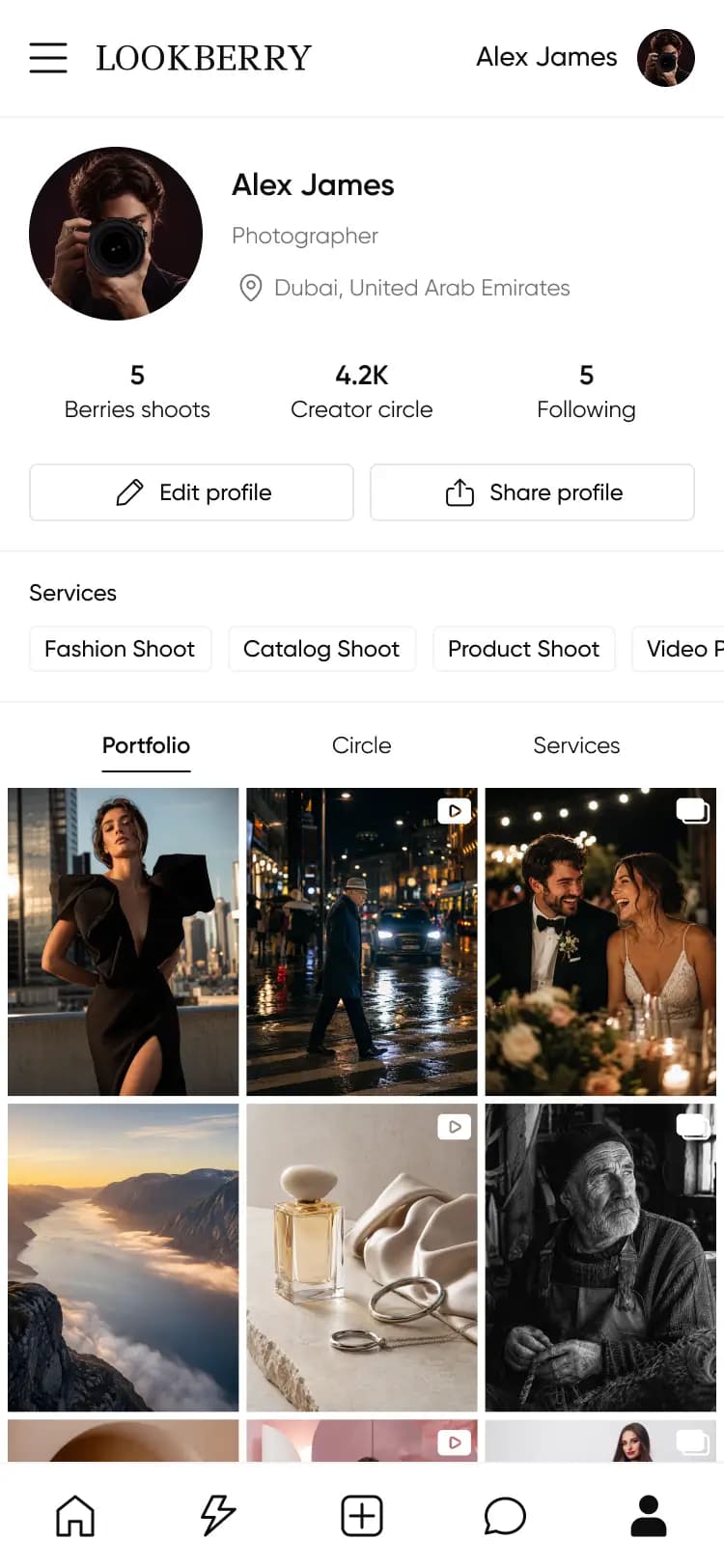 Портфолио фотографа в светлой теме приложения